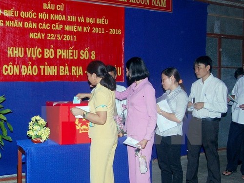 Sub-committee for Information and Communications of Vietnam’s National Election Council meets - ảnh 1